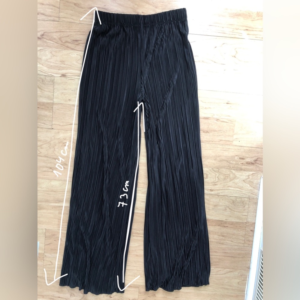Black Wide-Leg Women's Pleated Boho-Style Pants S - Picture 6 of 7